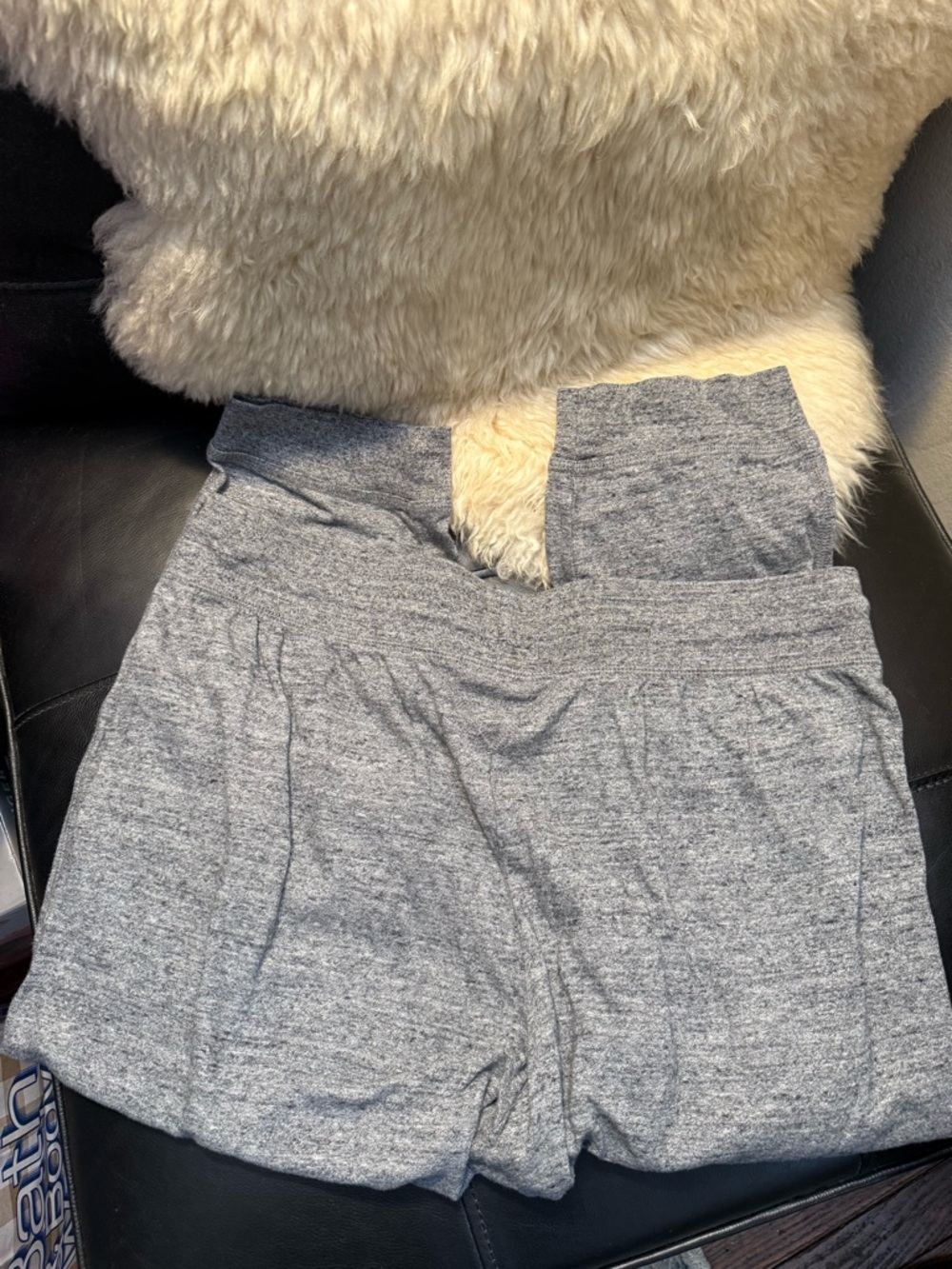 EUC Nike Wmns Cropped jogger Sz XL Lightweight Grey - Picture 5 of 6